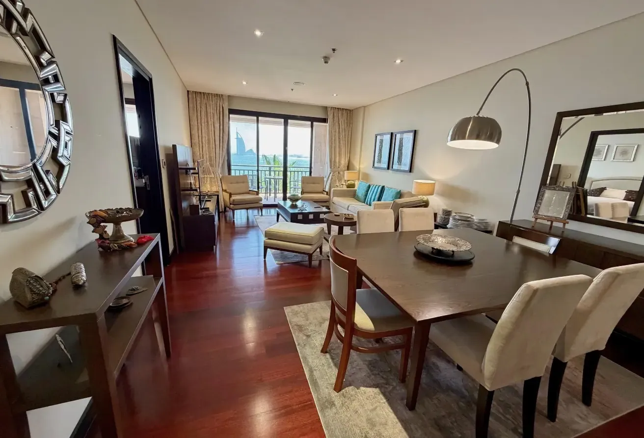 Vacant Now | Bills Included | Full Sea View