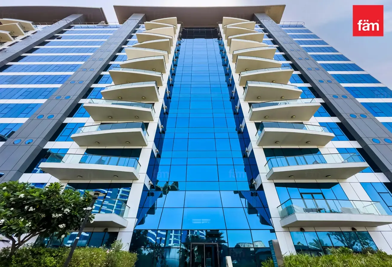 Sea Views | Unfurnished | Ready to Move in