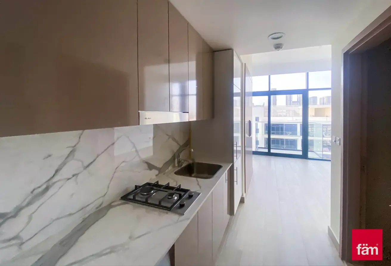 Large Layout | HighFloor | BLVD View | High ROI