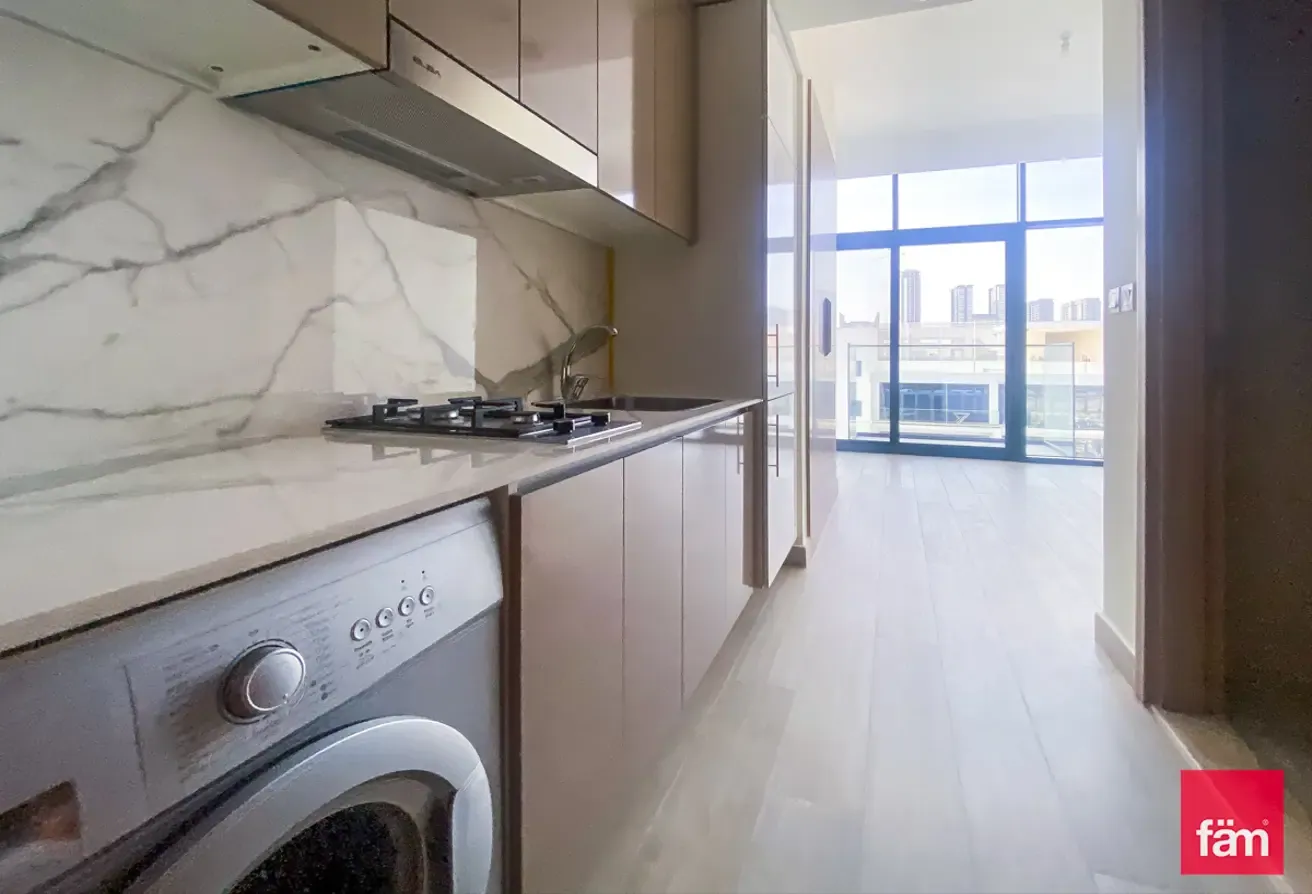 Large Layout | HighFloor | BLVD View | High ROI