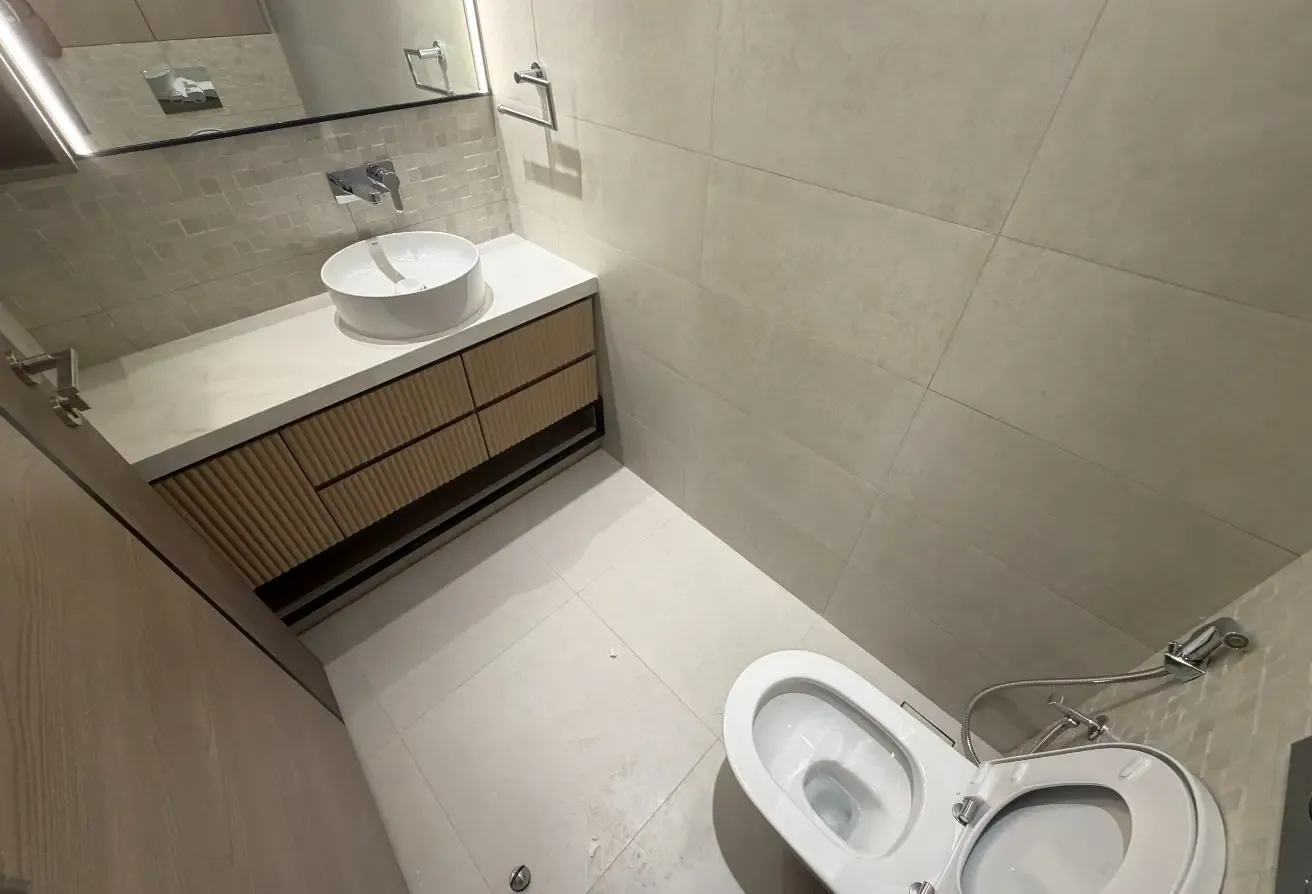BRAND NEW | MORTGAGE POSSIBLE | 2 MASTER |