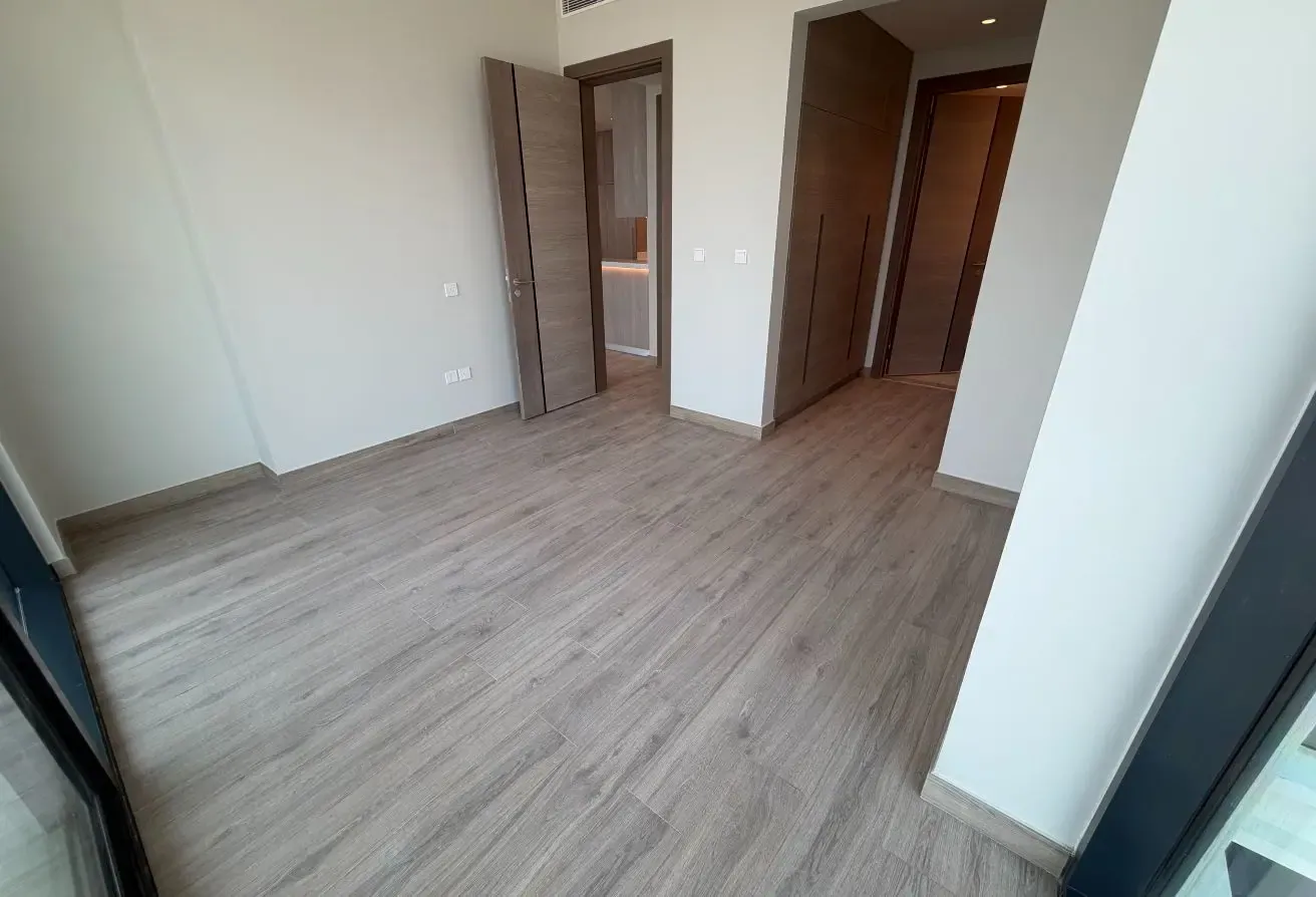 BRAND NEW | MORTGAGE POSSIBLE | 2 MASTER |