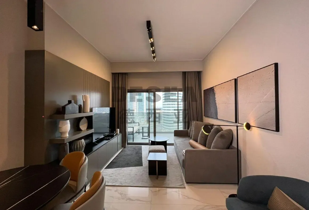 Vacant | Fully Furnished | City View