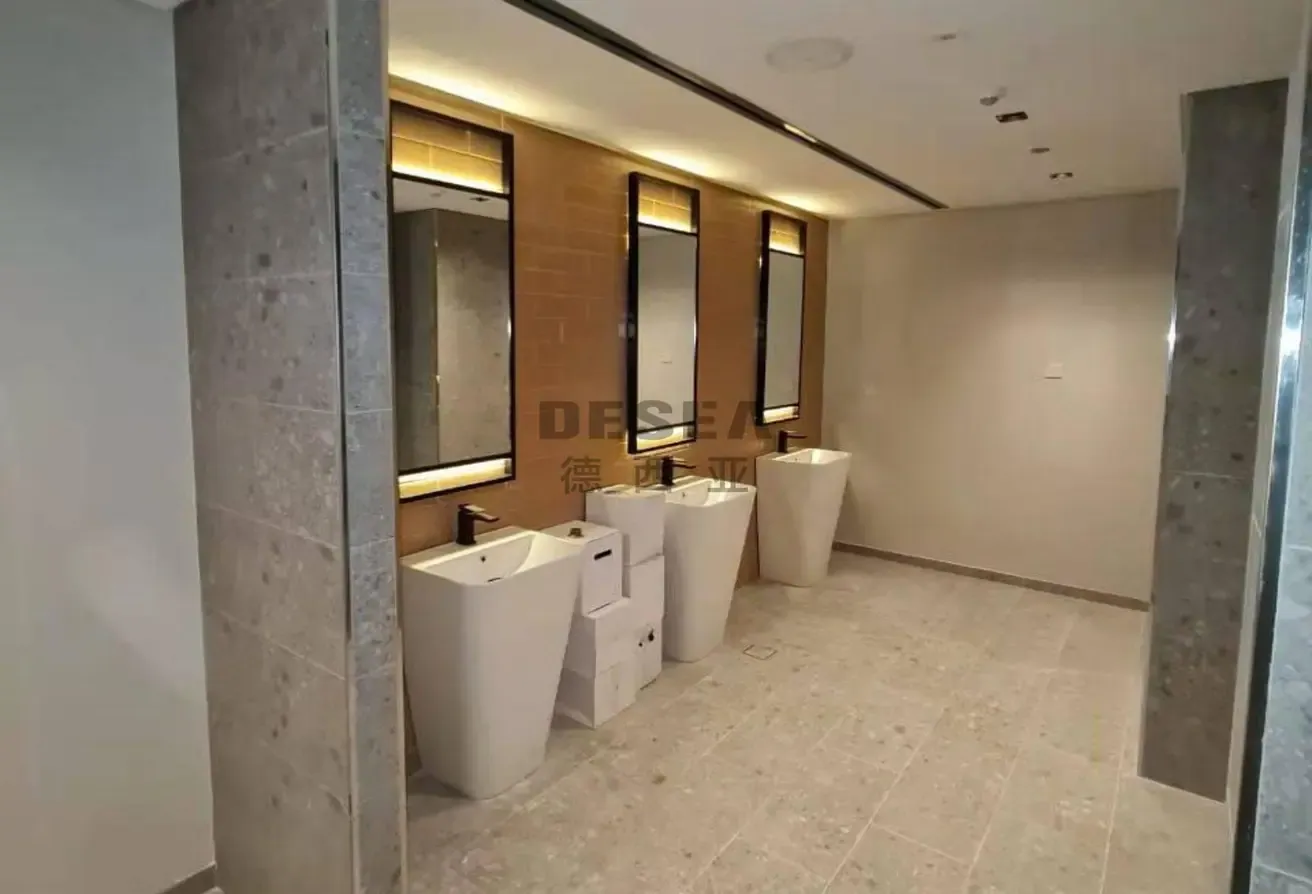 High Floor | City View | Vacant