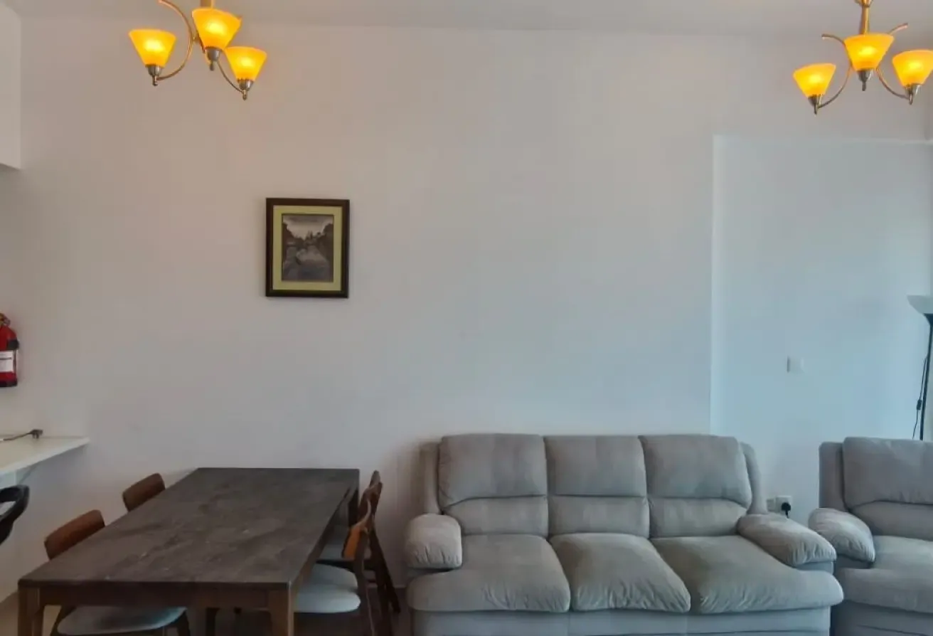 UPGRADED FURNISHED 1 BED-VACANT UNIT-BEST LAYOUT