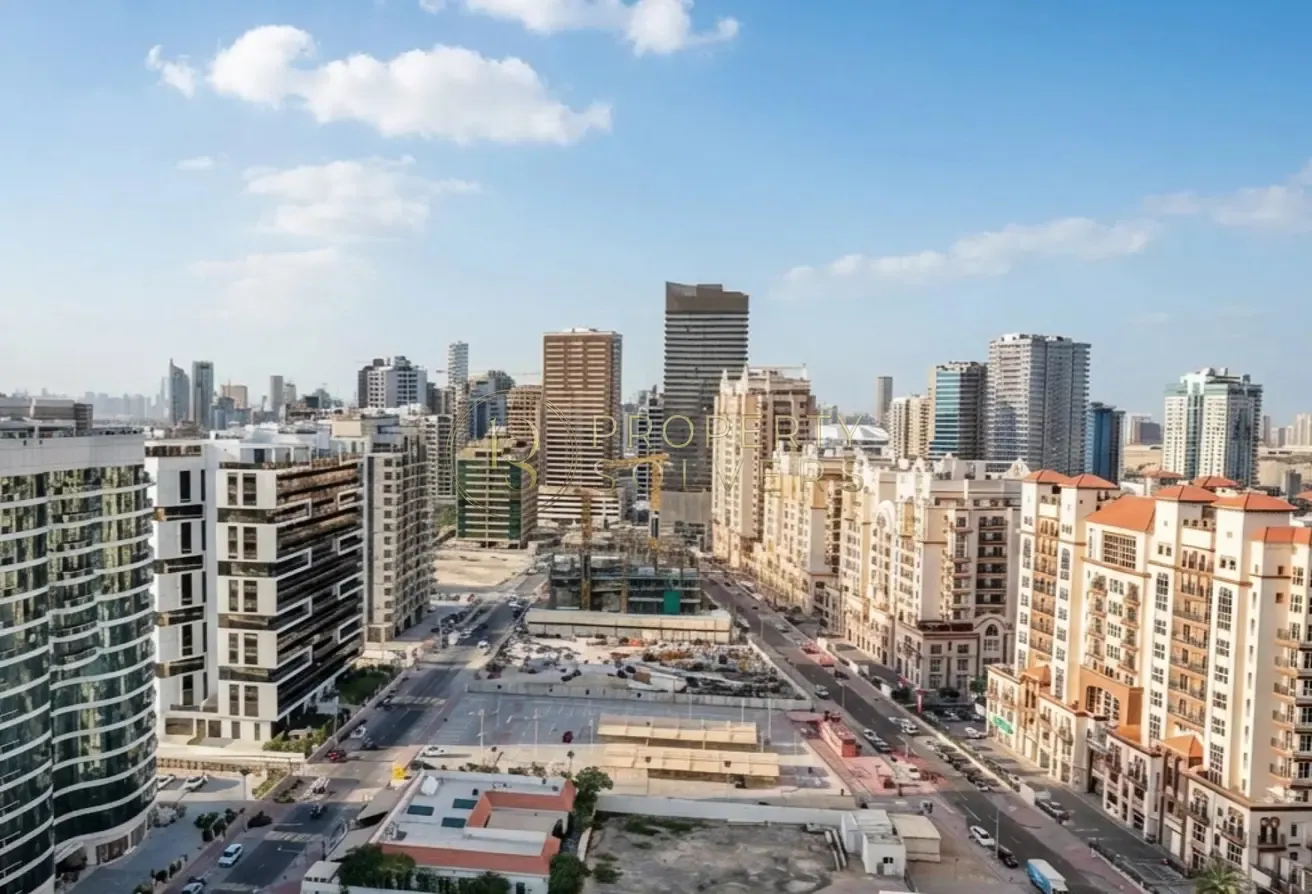 Above 8.5% HIGH ROI  | Huge Layout | City View