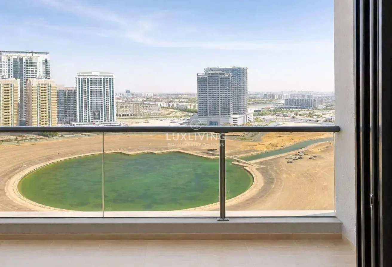 Full Lake View | Vacant | Unfurnished