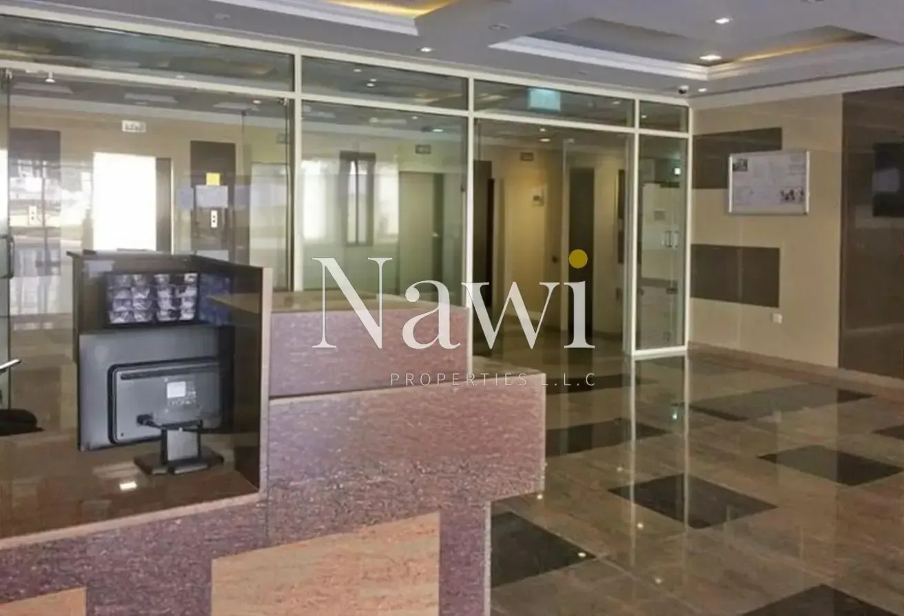 Lake View | Spacious Big Layout | Unfurnished