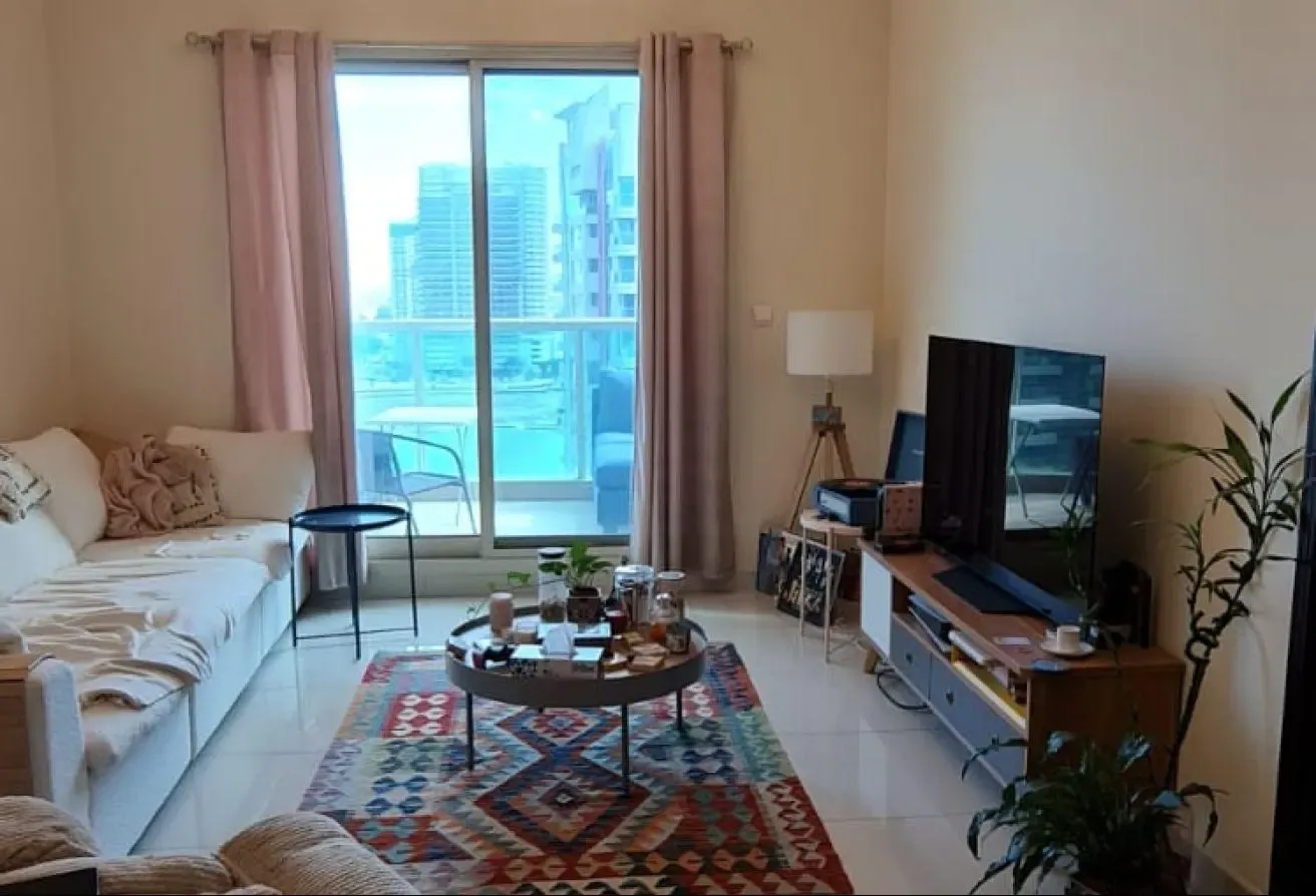 FULLY FURNISHED | GREAT LOCATION | READY TO MOVE