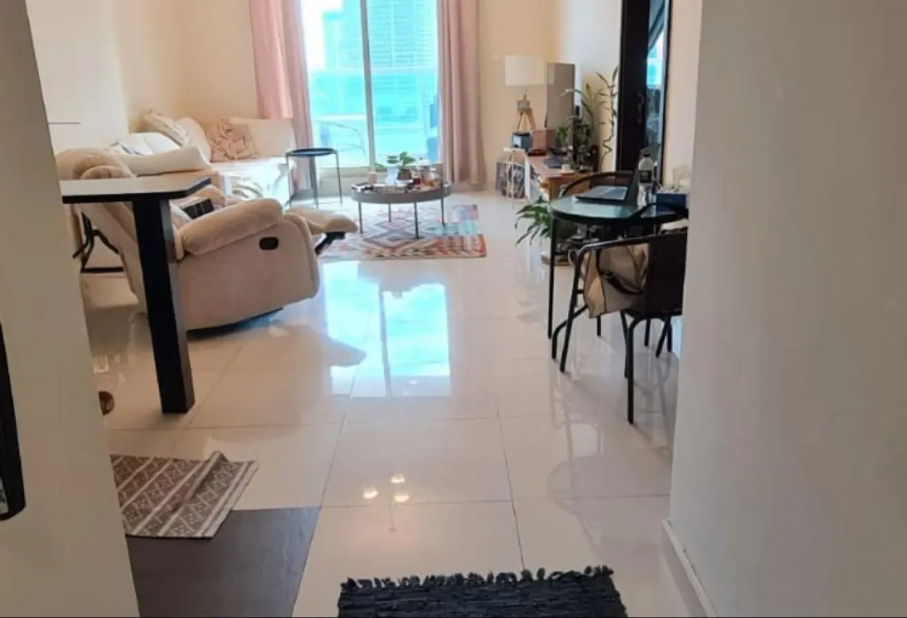 FULLY FURNISHED | GREAT LOCATION | READY TO MOVE