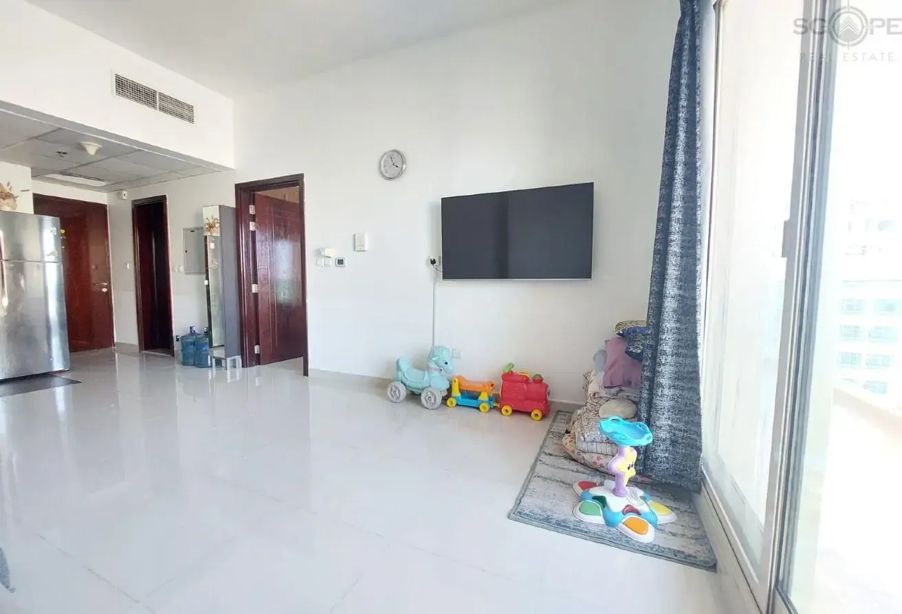 Ready to Move 1 Bedroom on High Floor with Balcony