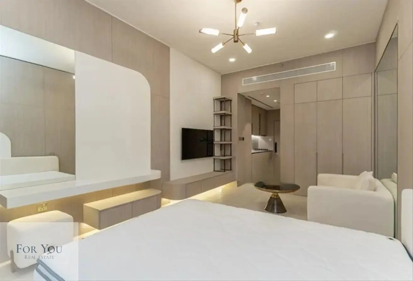Vacant | Genuine | Middle floor | Viewing today