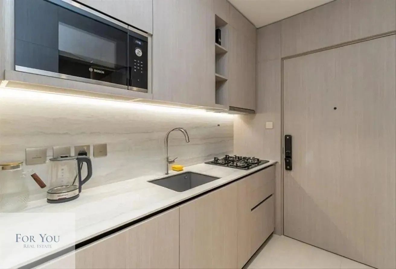 Vacant | Genuine | Middle floor | Viewing today