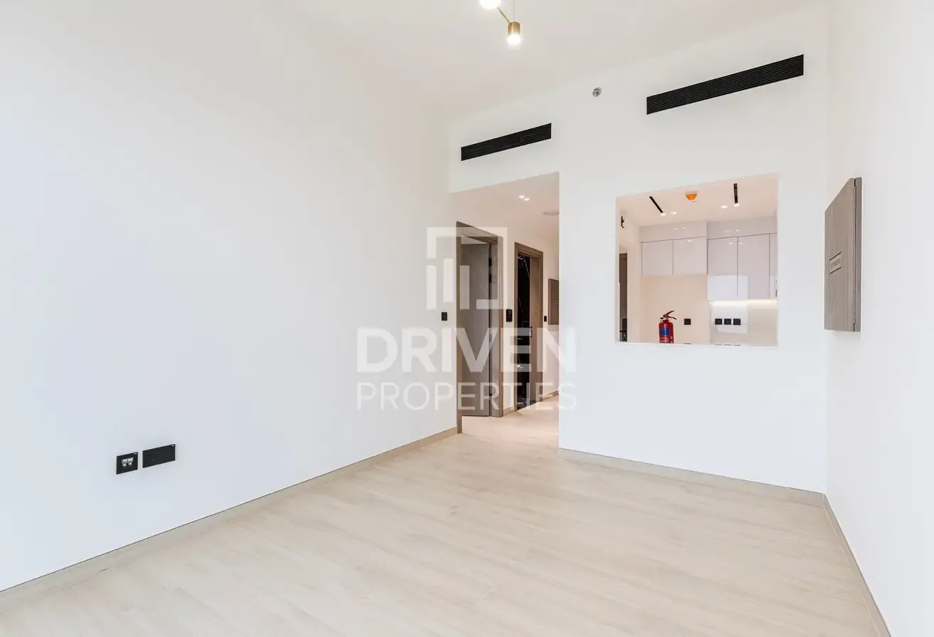 Unique Layout | Marina View | High Floor