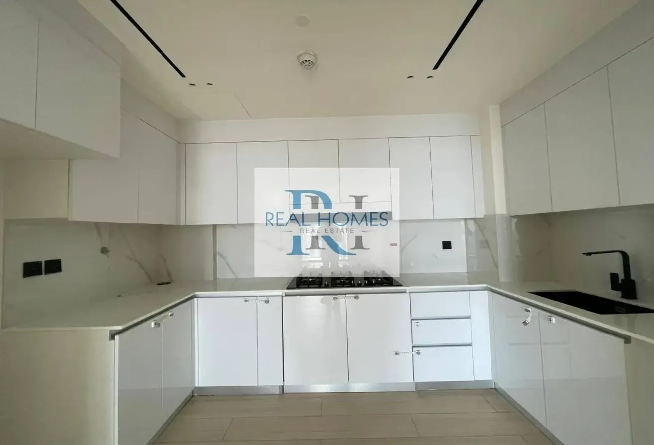 High ROI | Skyline View | Prime Near Exit Location