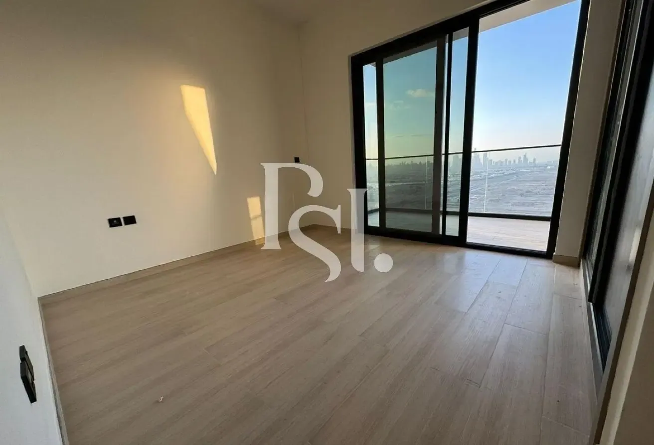Corner Unit| Marina Skyline View| High Floor