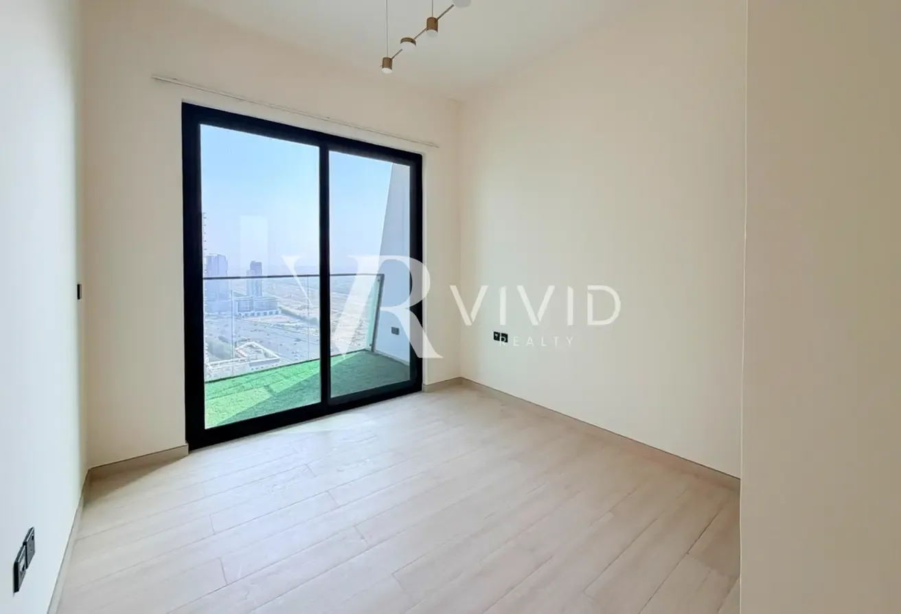 Exclusive | Biggest Layout | High Floor | Motivated Seller