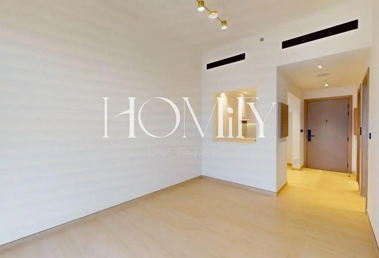 VACANT | MARINA VIEW | HIGH FLOOR