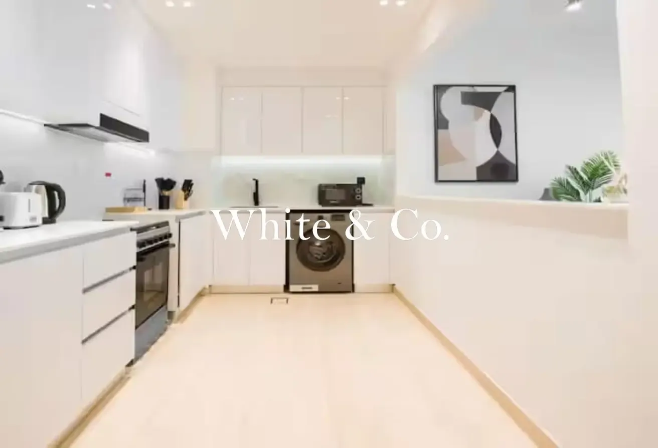 HIGH FLOOR | FULLY FURNISHED | VACANT NOW