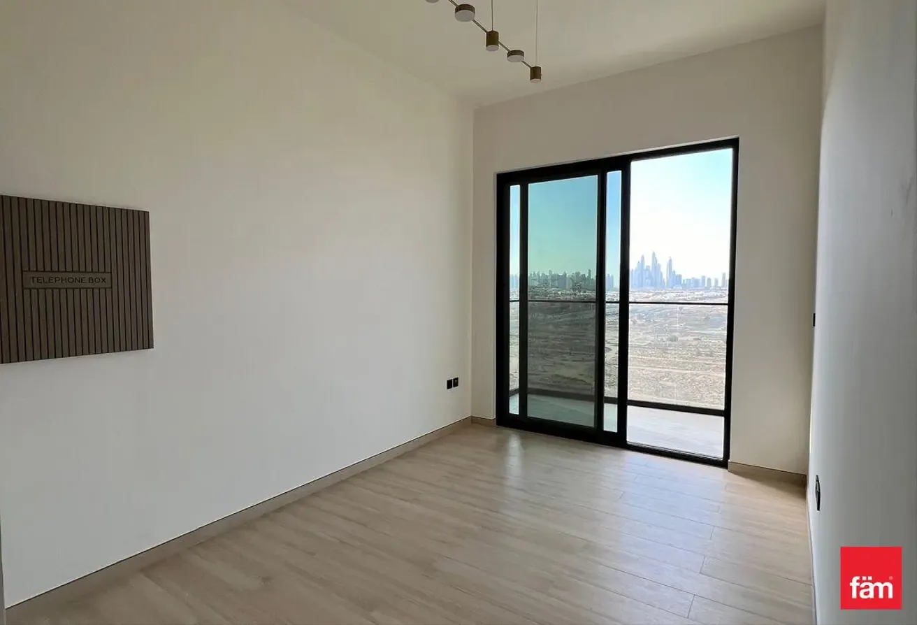 Marina View | Mid Floor | Tenanted | High ROI