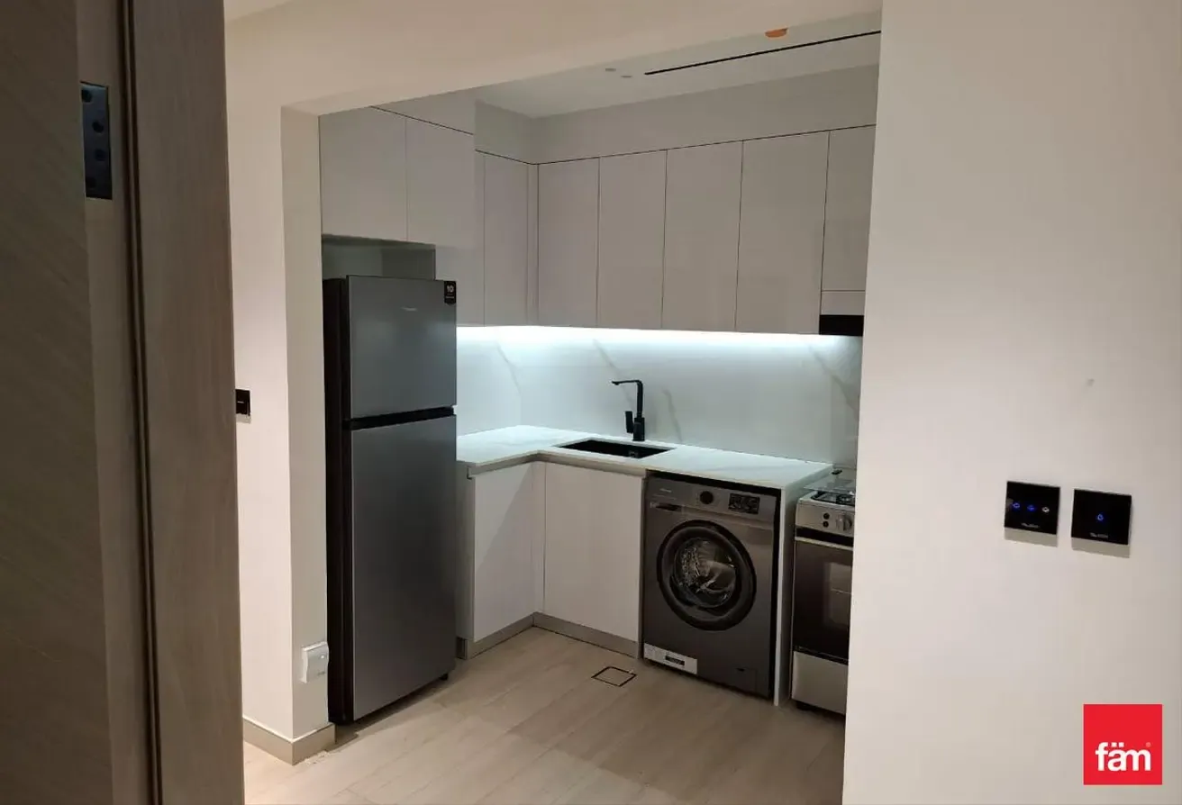 Marina View | Tenanted | High Floor