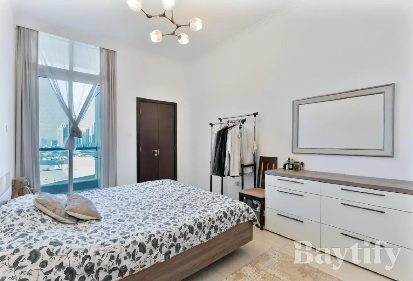 FULLY FURNISHED | CANAL VIEW | MARINA