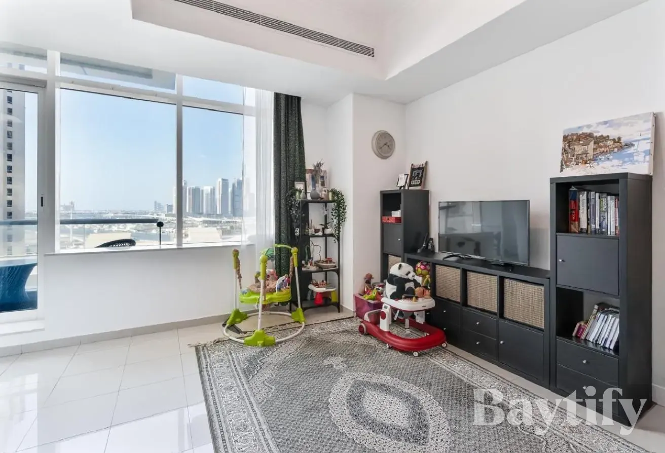 FULLY FURNISHED | CANAL VIEW | MARINA