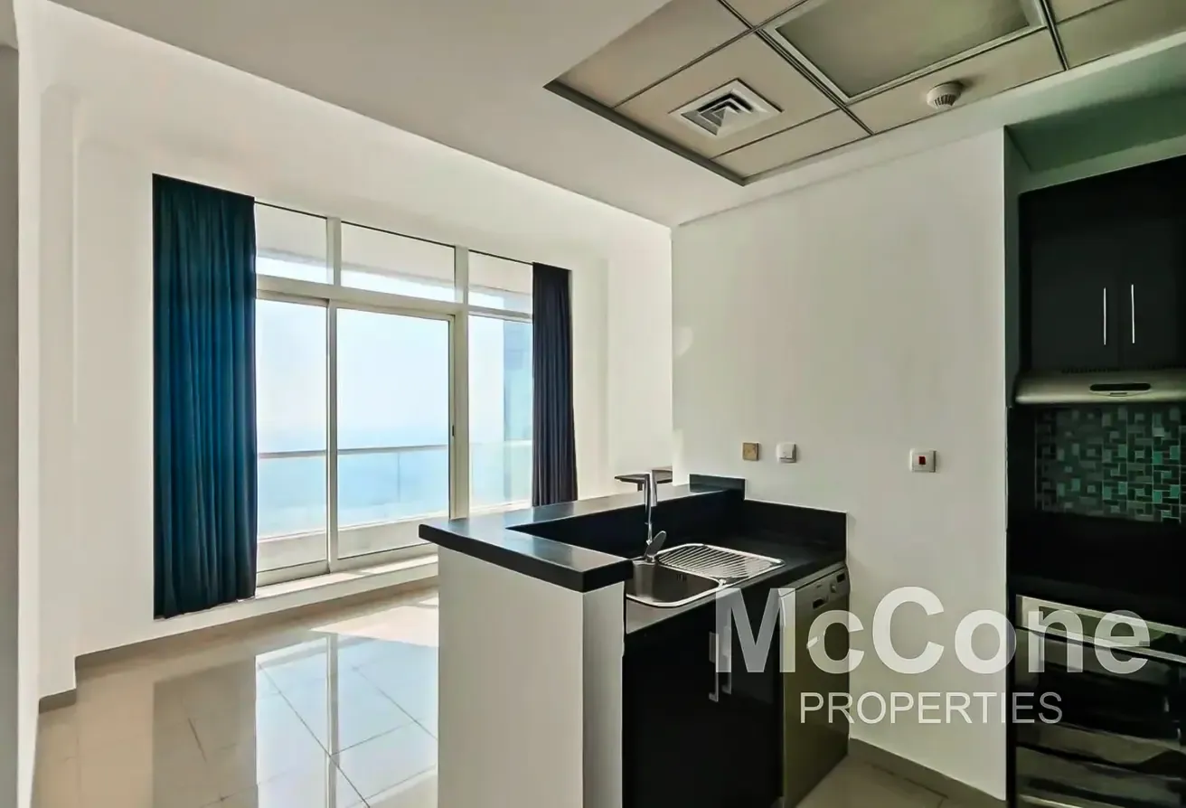 High Floor | Tenanted | Sea View