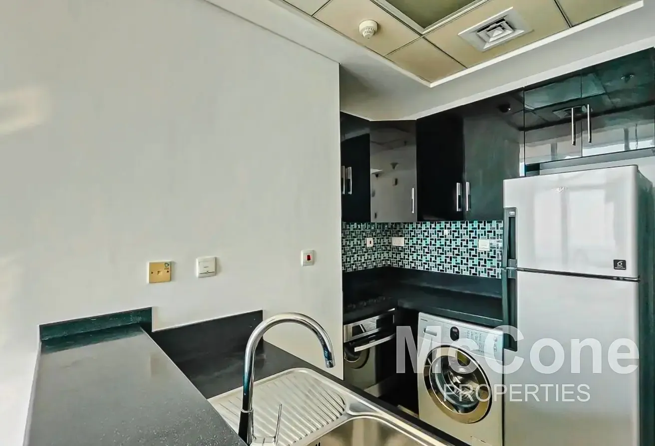 High Floor | Tenanted | Sea View