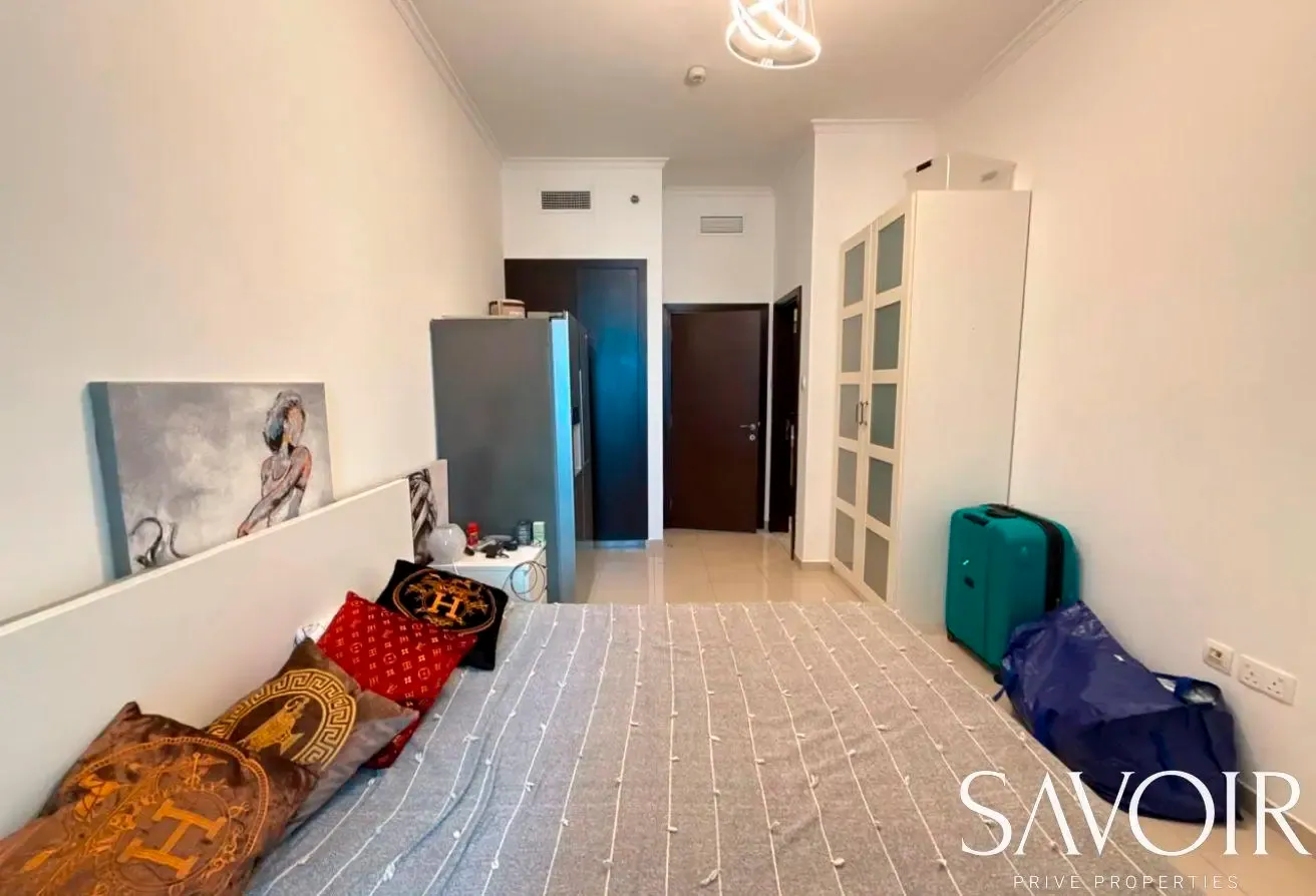 Partially Upgraded | Spacious | Vacant on Transfer