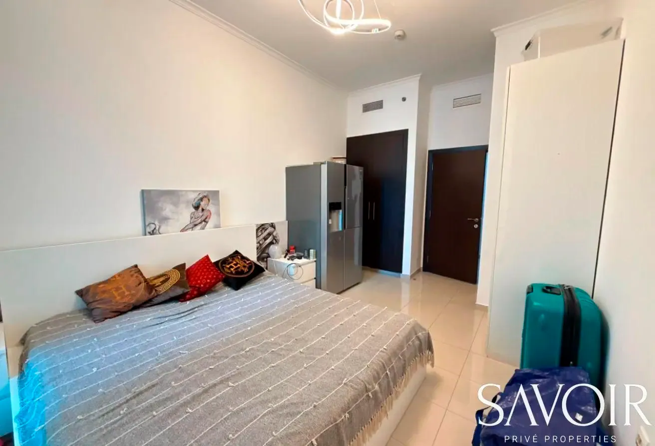 Partially Upgraded | Spacious | Vacant on Transfer