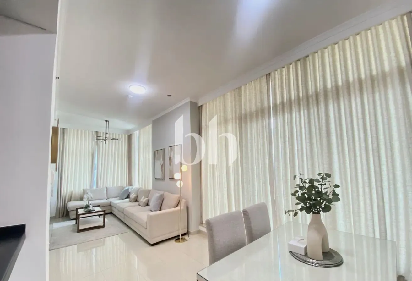 Vacant | Corner Unit | Sea View | Best Series