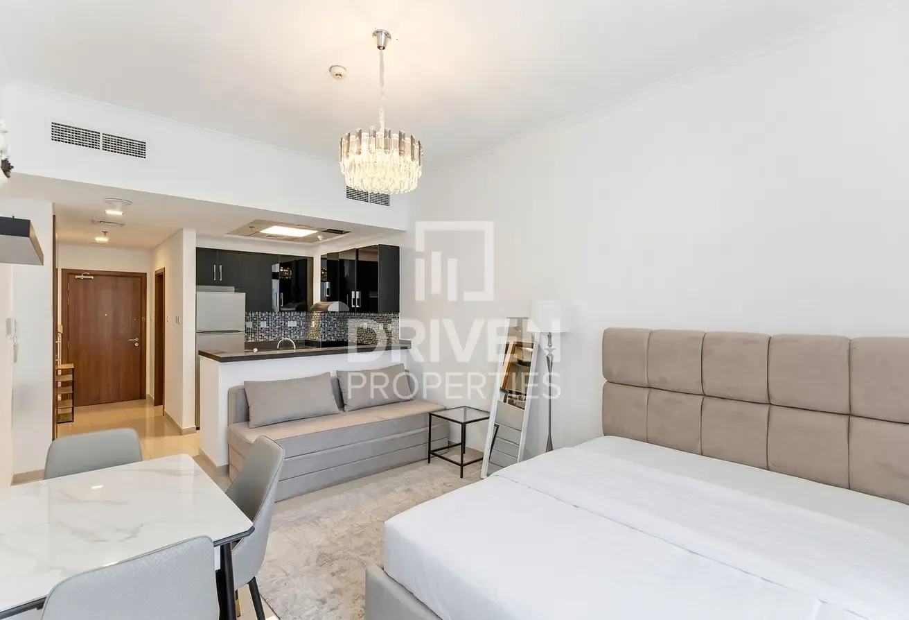 Modern Studio | Easy Beach Access | Renovated