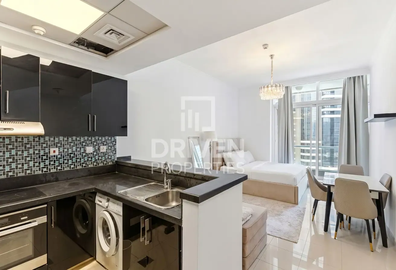 Modern Studio | Easy Beach Access | Renovated