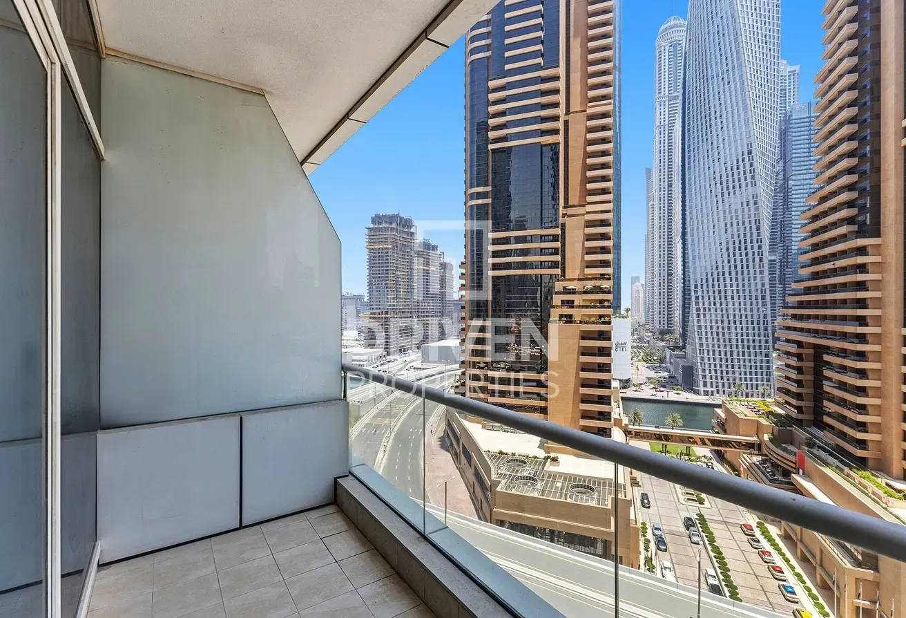 Modern Studio | Easy Beach Access | Renovated