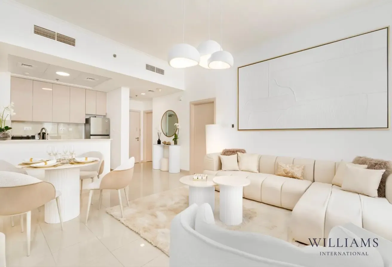 MID FLOOR| VACANT | HARBOUR VIEW