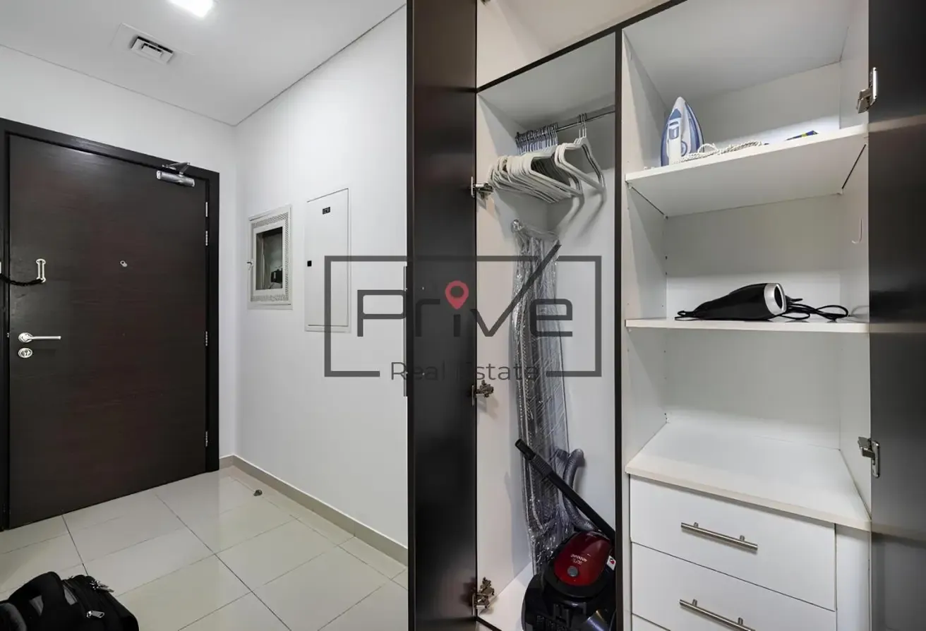 Newly Furnished | High Floor l Vacant