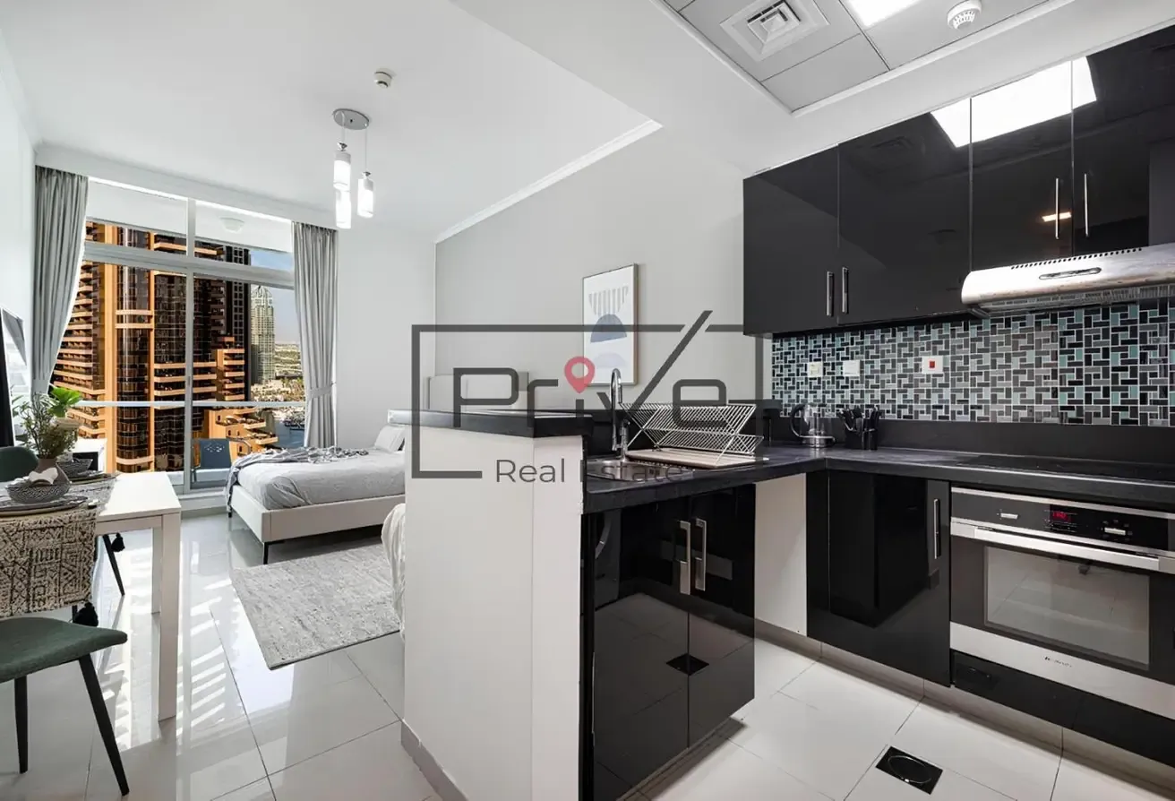 Newly Furnished | High Floor l Vacant