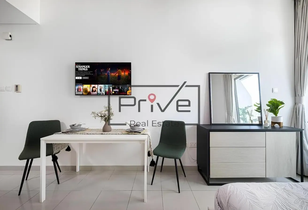 Newly Furnished | High Floor l Vacant