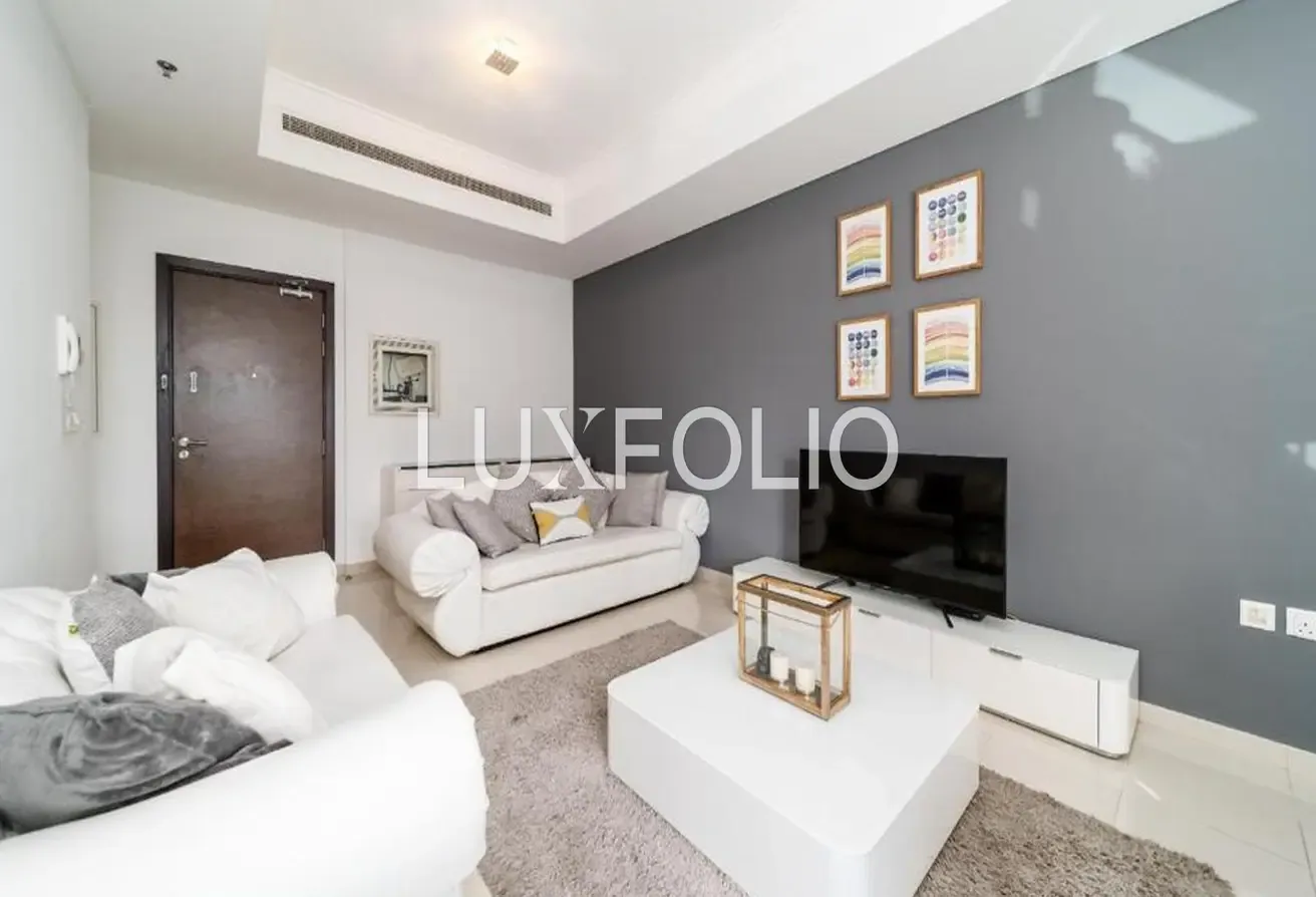 2 Bedroom | High Floor | Vacant Now!