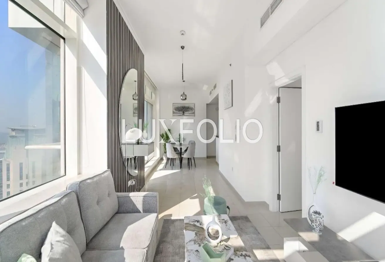 FULL SEA VIEW | BRIGHT | SPACIOUS!