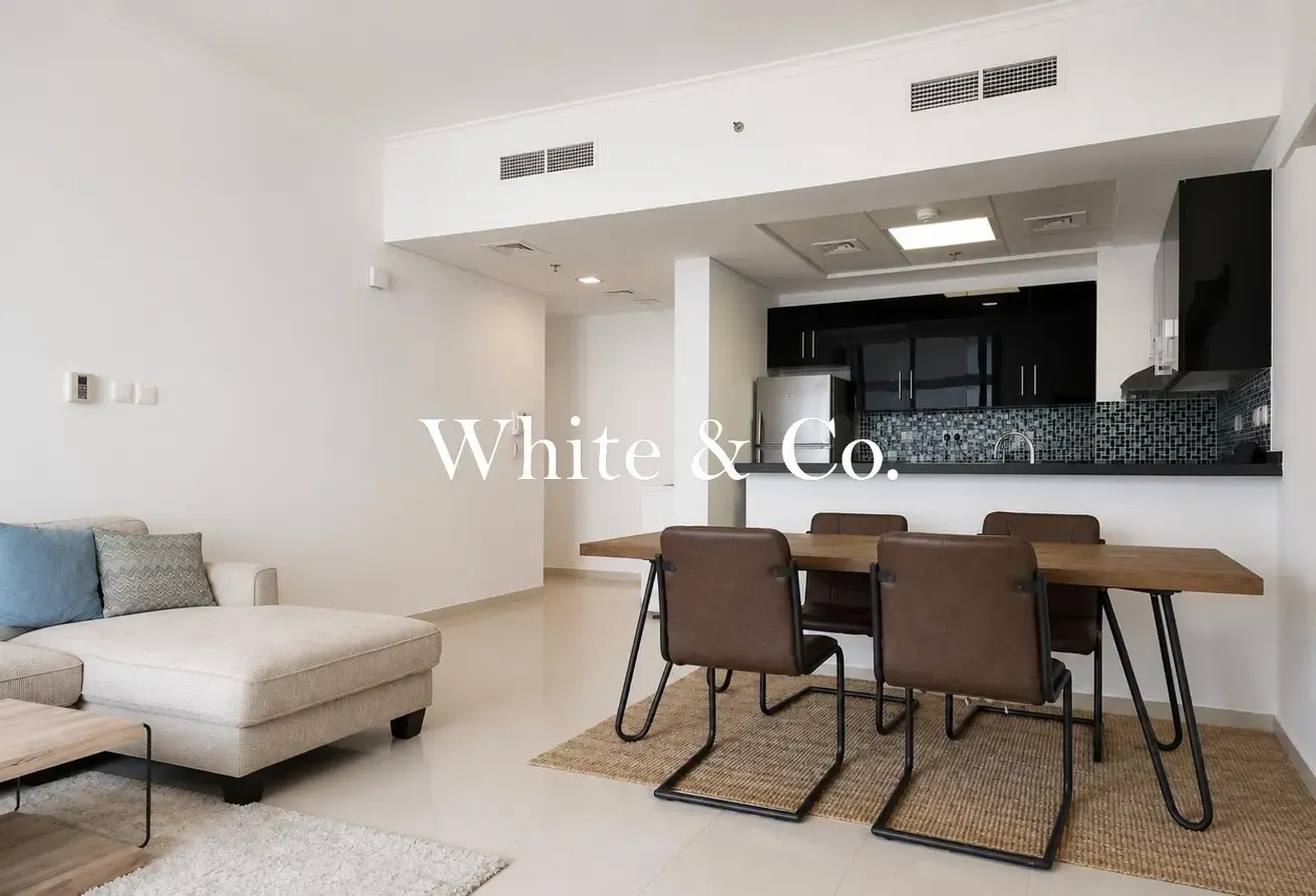 Vacant | Stunning Sea View | Furnished