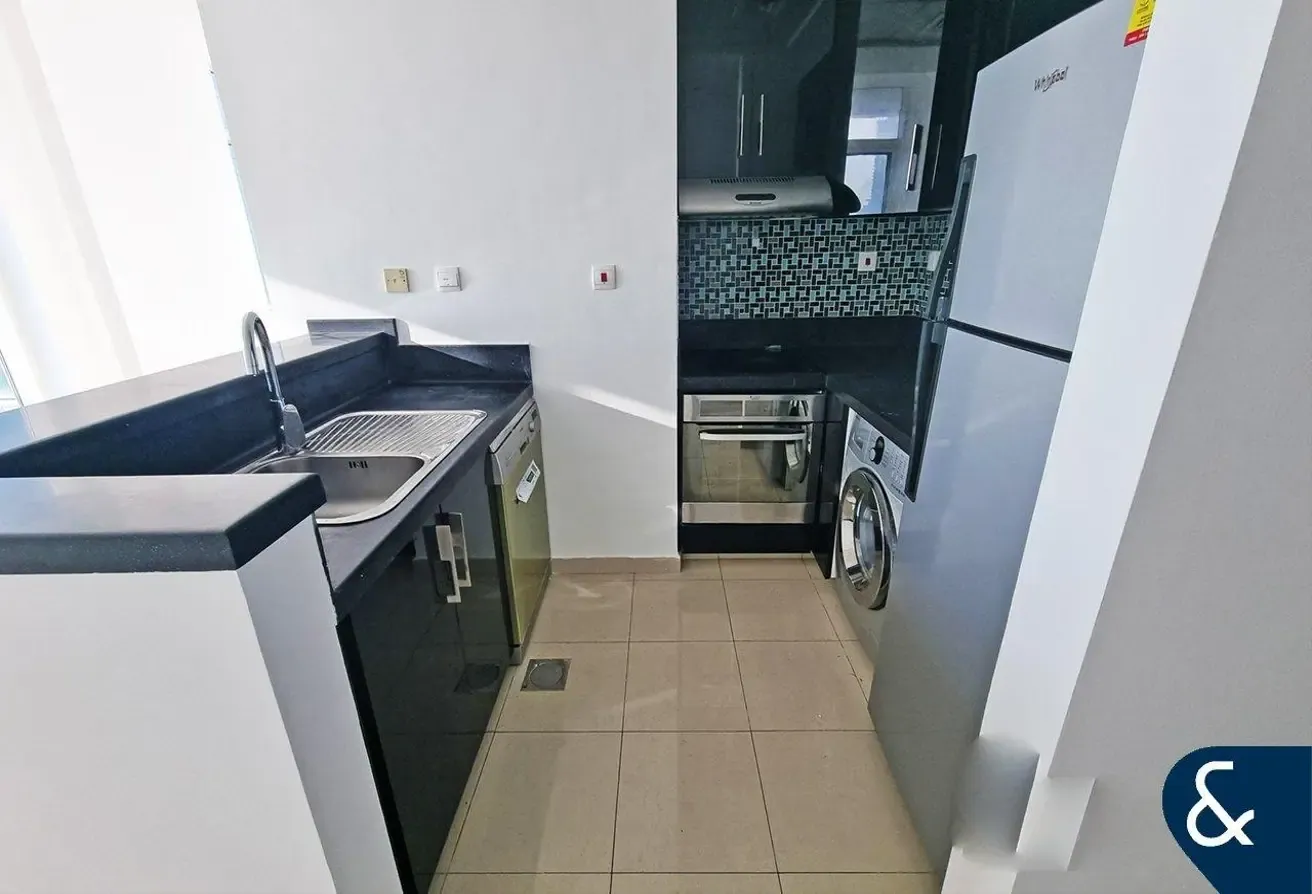 1 Bedroom | Sea View | Corner Unit | Balcony