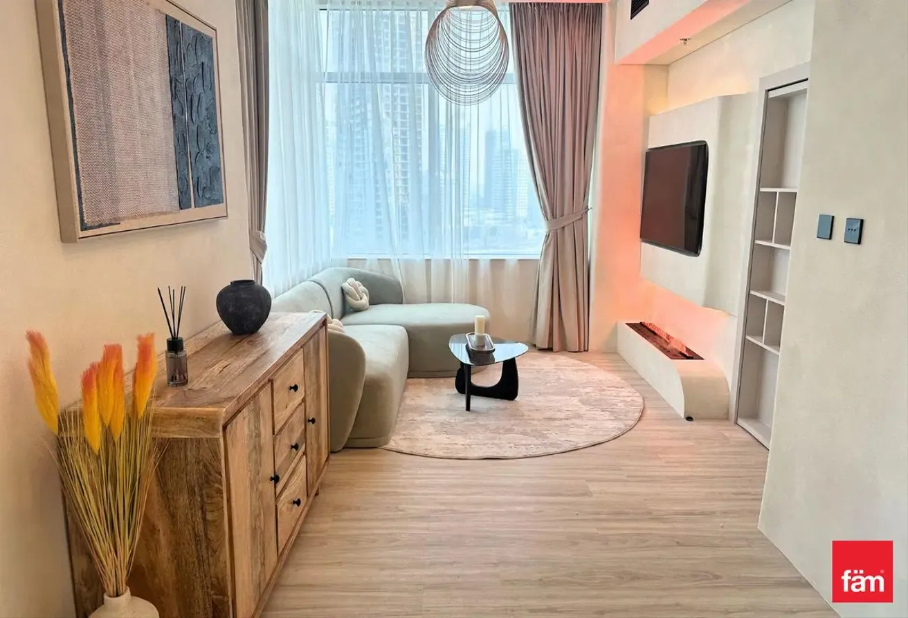 Sea View| Luxurious Upgrade| Fully Furnished