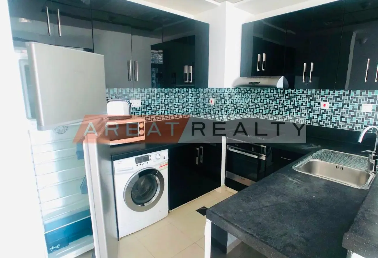 BRIGHT SPACIOUS | MARINA AND SEA VIEW | RENTED