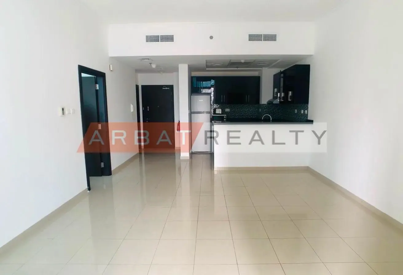 BRIGHT SPACIOUS | MARINA AND SEA VIEW | RENTED