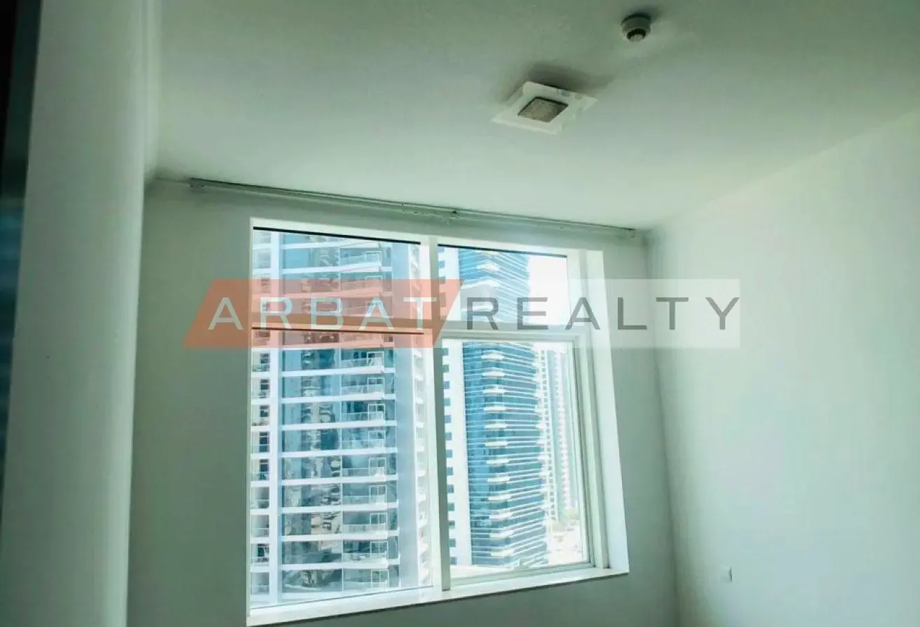 BRIGHT SPACIOUS | MARINA AND SEA VIEW | RENTED
