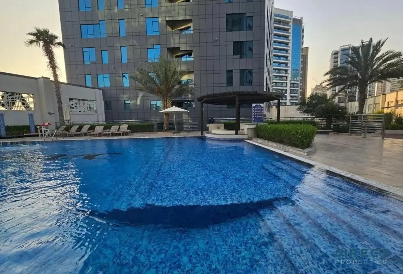 Large Layout | Racetrack Views | Fully Furnished