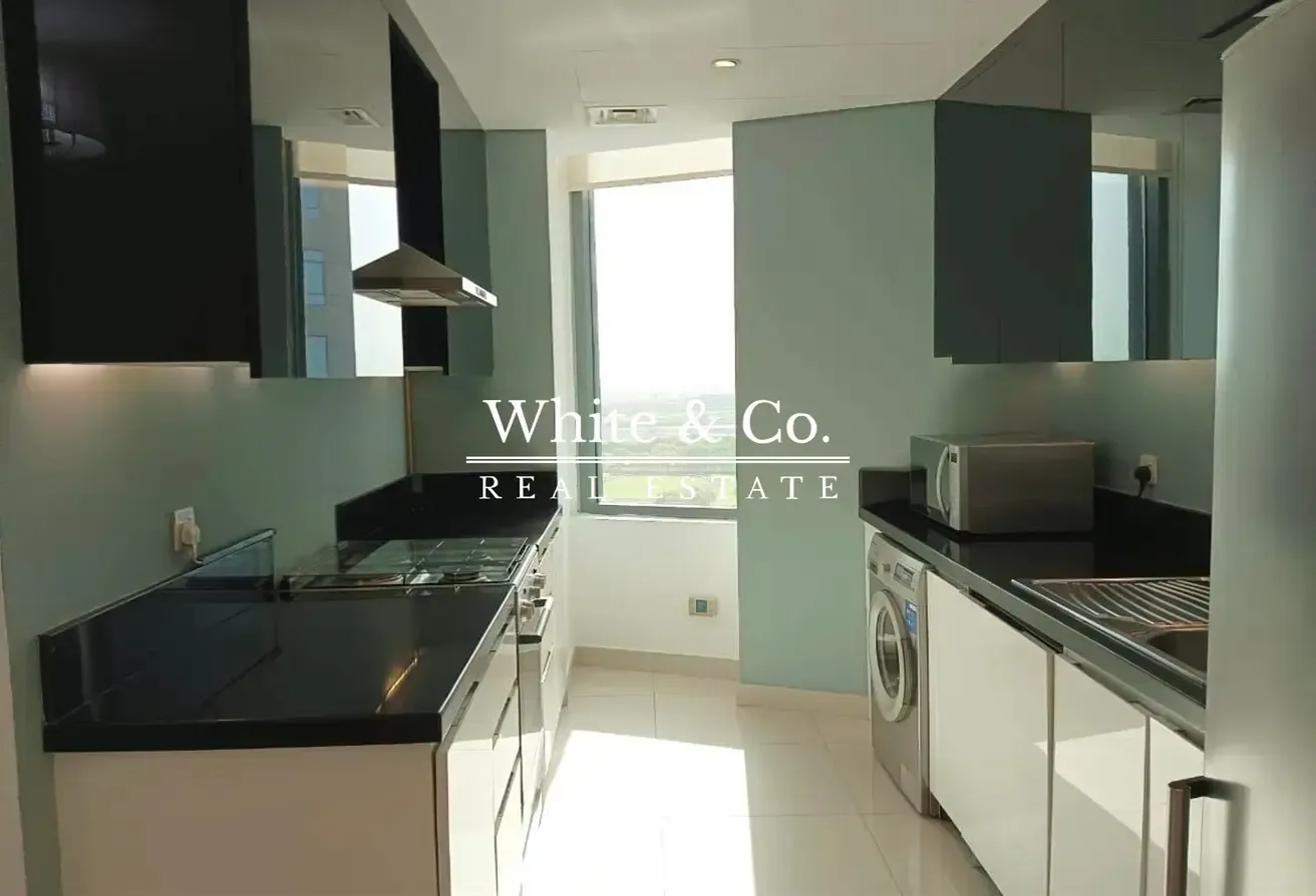 Vacant | Under Market | High Floor | 2BED