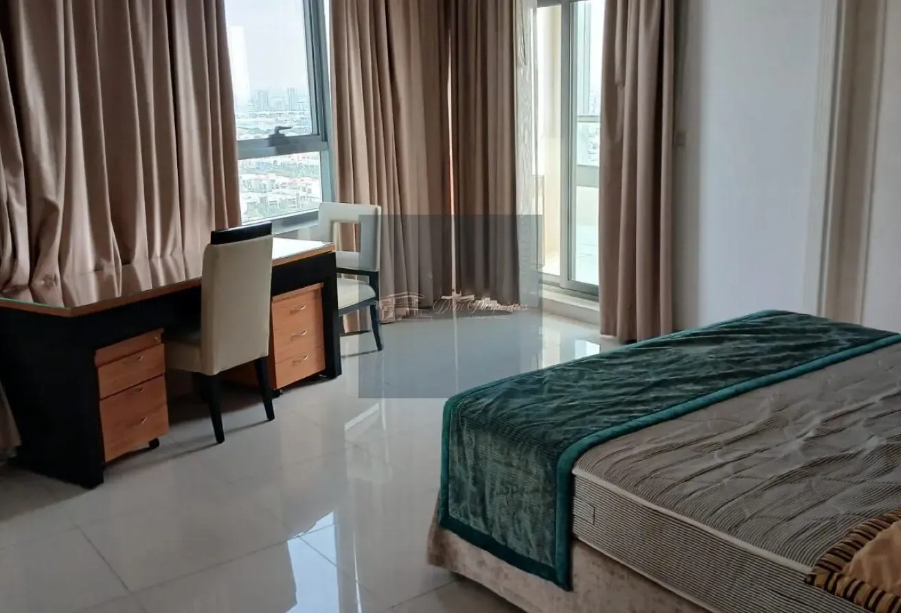 High Floor | Vacant | Bright and Spacious layout